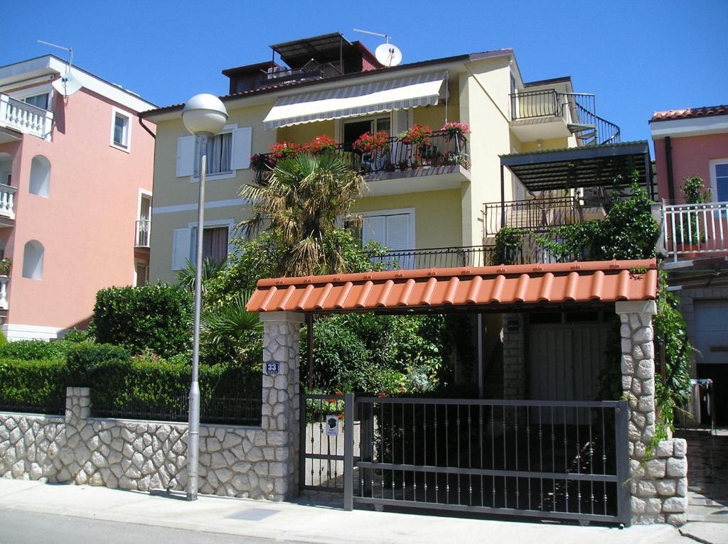 Family Apartments Ankica Crikvenica Eksteriør bilde